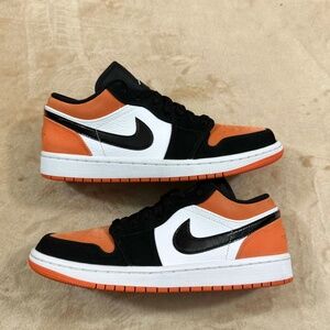Air Jordan 1 Low “Shattered Backboard”